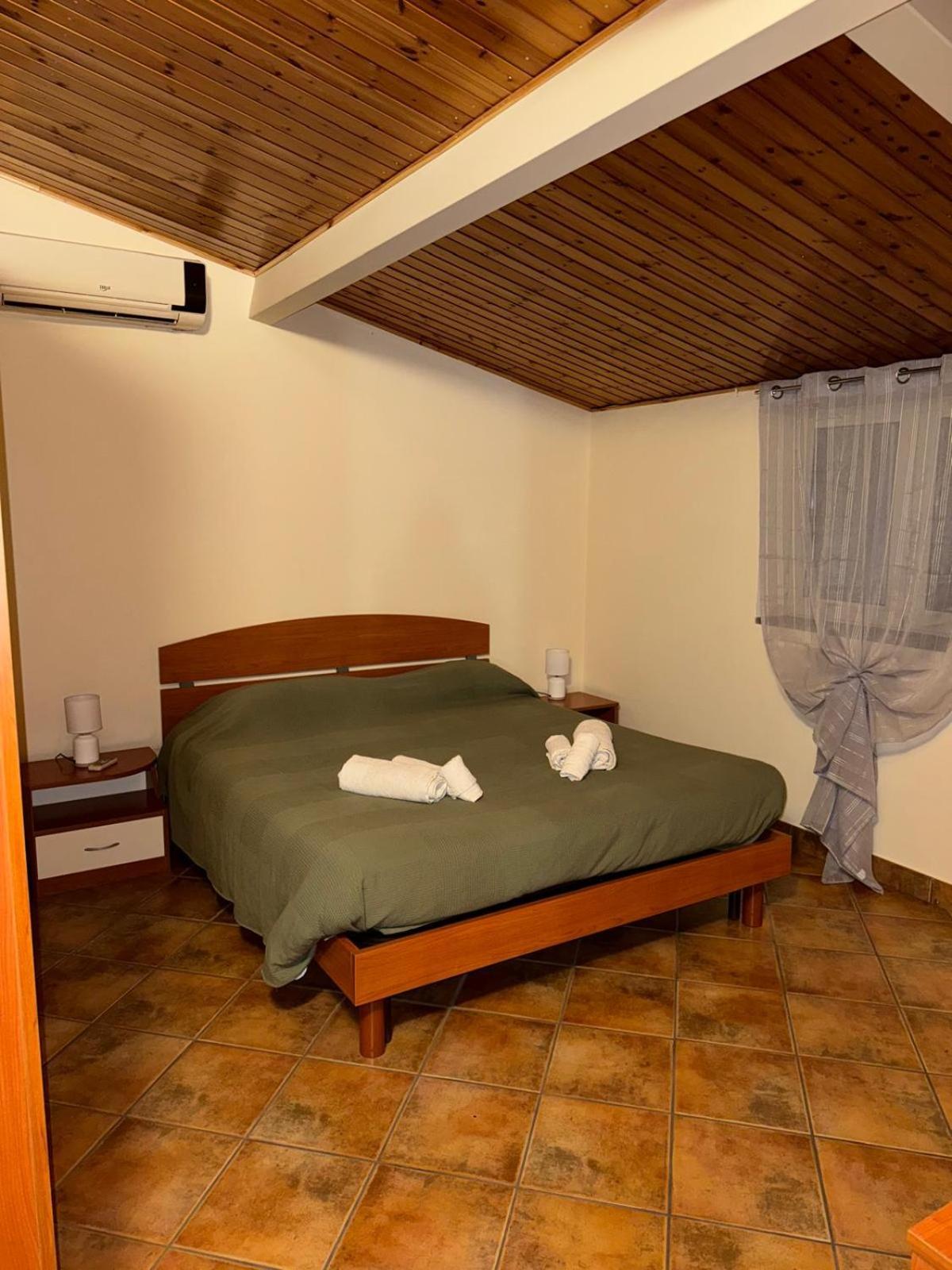 Peri Peri Etna Guest House Montargano Exterior photo